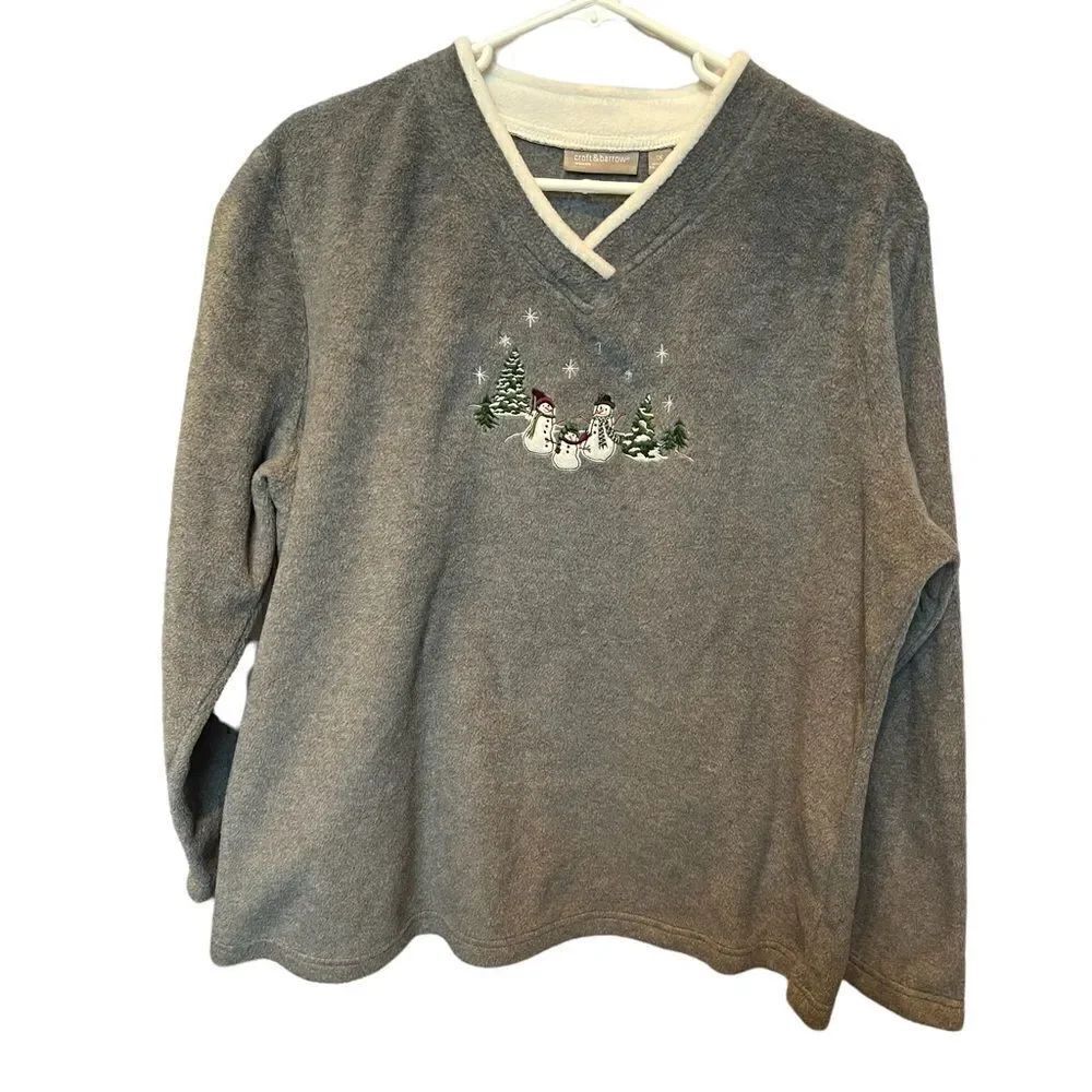 Croft & Barrow Woman Holiday Sweatshirt long sleeve XL Gray/white trim V neck